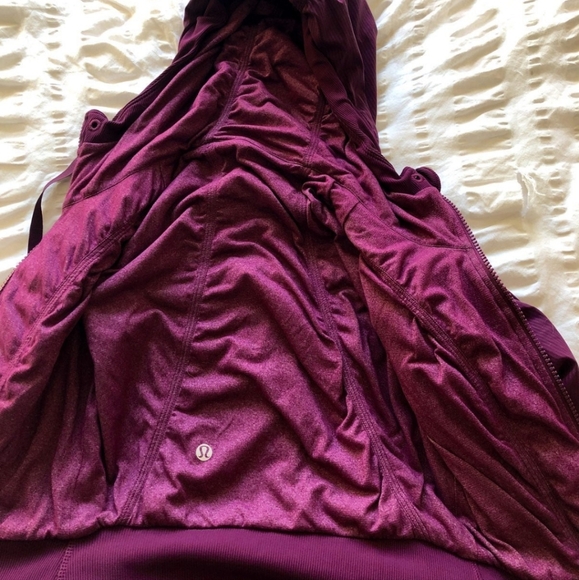 Lululemon reversible zip up jacket - Picture 3 of 5